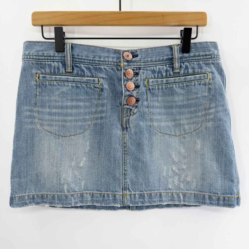 Vintage Y2K Old Navy Ultra Low Waist Denim Skirt Button Front Lightwash Size 6